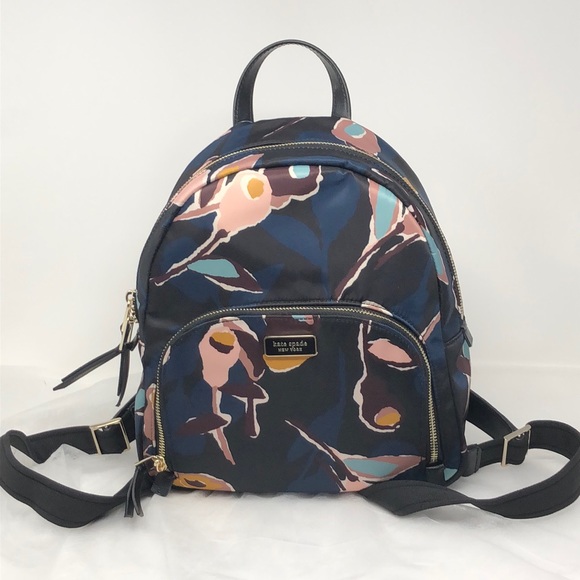 NWT Kate spade Medium backpack - Picture 6 of 6